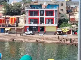Hotel Ramghat inn -In front of Mandakini River
