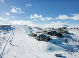 Kikut Alpin Lodge Ski in - Ski out