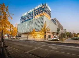 Atour Hotel Chengdu High Tech West District Government Affairs Center