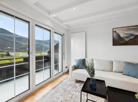 Sonniges Apartment mit traumhaftem Bergblick, hotelli kohteessa Buchs