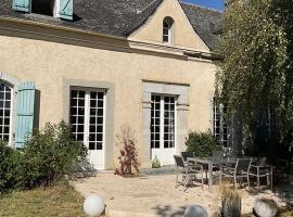 Chambre d'hôte 1787 : Les Terrasses des Pyrénées, lodging in Laloubère