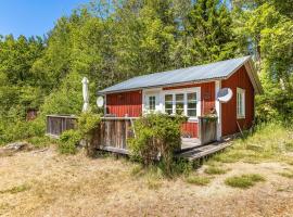 Holiday Home Stenfors - SND035 by Interhome, cabaña o casa de campo en Tingsryd