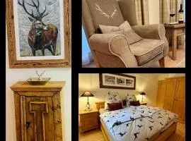 Laax Cozy Apartment Ski Bus in front of the Door