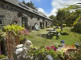 Dolly's Barn at Higher Mullacott