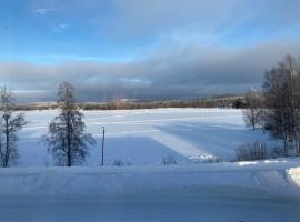 Retrohenkinen kaksio Nurmeksen keskustassa., hotelli Nurmeksessa