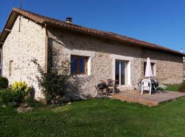 La Jousselinie, casa o chalet en Saint-Auvent