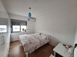 Ergi's Host Apartment, hostal o pensión en Krujë