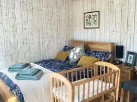 Cosy Cabins without hot tub - Greenway Farm, Drybrook, Forest of Dean