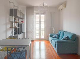 Isola Milano apartment, hotel near Marche Metro Station, Milan