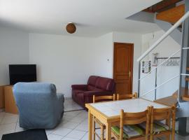 Gite 4 pers. - 2 chambres entre Colmar/Mulhouse, hotel in Wattwiller