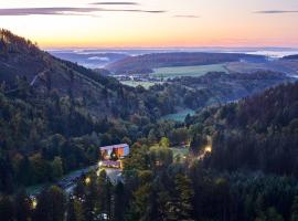 Ferienpark Thüringer Wald, cheap hotel in Schalkau