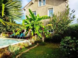 Maison de famille à Périgueux, hotell i Périgueux