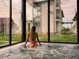 Pensiunea Casa Hortopan, hotel con jacuzzi en Târgu Jiu