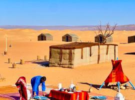 Mhamid Sahara Golden Dunes Camp - Chant Du Sable, luxusní stan v destinaci Mhamid