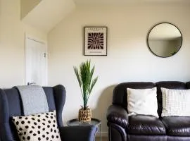 Wykebeck Mount by Our Home Short Stays stunning new build property with plenty of room free parking and fast WiFi