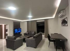 cozy home near all services (21), hotel in Rujm ash Sharāʼirah