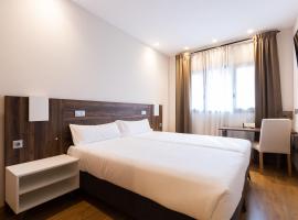 INSIDEHOME Ciudad de Palencia, guest house in Palencia