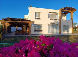 Royal Private Villas at Aroura Oriantal Resort - By Royal Vacations EG、シャルム・エル・シェイクのホテル
