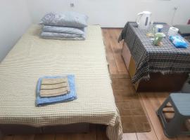 Warm and comfortable apartment, homestay in Subotica