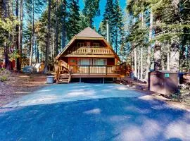 Tranquil Treehouse Haven