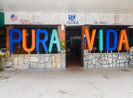 Hotel Aldea Pura Vida, hotel v destinaci Puntarenas