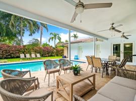Spacious 4BR/3BA pool home, stylishly decorated, haustierfreundliches Hotel in Plantation