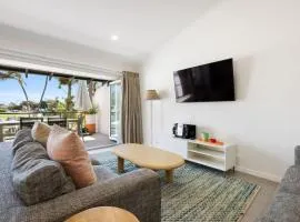 Byron Bay Beachfront Holiday Apartments Penthouse 9