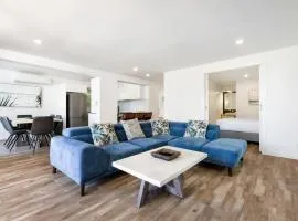 Byron Bay Beachfront Holiday Apartments Courtyard 6