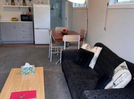Modern studio apartment, hotel a Motueka