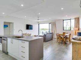 Ishtar Apartment 1 Luxury Living Accommodation, люксовый отель в городе Хаскиссон