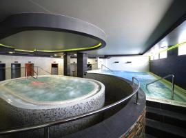 Apartahotel & Spa Jacetania, ξενοδοχείο σε Jaca