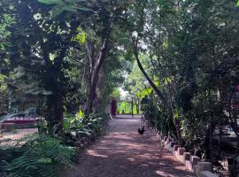 Sharad Baug homestay, hotel v destinaci Bhuj