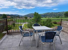 alojamiento el árbol rojo