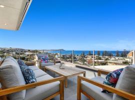 Amazing Views and Short Walk To Beach, villa in Terrigal