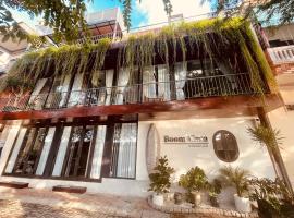 Boom Casa Homestay, appart'hôtel à Hue