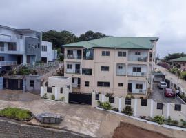 Akurang Luxury Home, holiday home in Accra