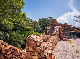 Selina Monteverde, hotel em Monteverde