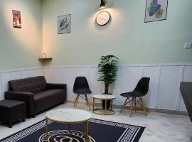 Sun Star Home by Ipoh Maju Stay – domek wiejski w mieście Ipoh