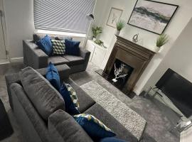 Cosy Nest Getaways, holiday home in Hickleton