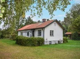 Lovely Home In Simrishamn With Kitchen