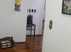 Apartamento para 6 pessoas, khách sạn thân thiện với thú nuôi ở Três Corações