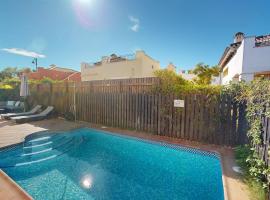 Villa Sol - A Murcia Holiday Rentals Property, hotel met zwembaden in Torre-Pacheco