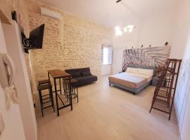 Maison Divino, hotell i Trani