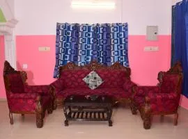 Steven home stay, near white town, rock beach & near railway station