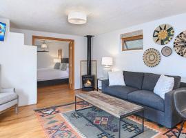 Dos Hermanas Casita 4 Downtown 1BR 1BA, pet-friendly hotel in Santa Fe