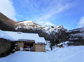 Viesnīca Lou cridadé pilsētā Larensa