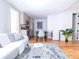 323-2 Specious 2BR Williamsburg