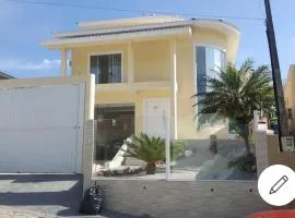 Casa completa com piscina no Paraíso do Brasil