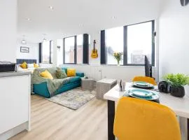 Bright Stylish Studio Apartment in Old Trafford