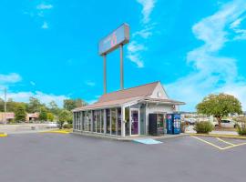 Motel 6 Tuscaloosa AL University، فندق بالقرب من Tuscaloosa Regional Airport - TCL، توسكالوسا